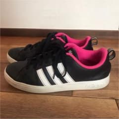 adidas アディダス⭐️レディススニーカー 25㎝のサムネイル