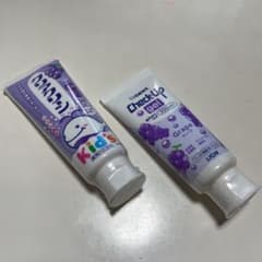 キッズ 歯磨き粉＆ジェル 未開封のサムネイル