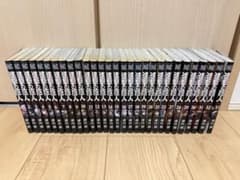 Attack Titan Volumes 1-22, 27-33 set by Hajime Isayama