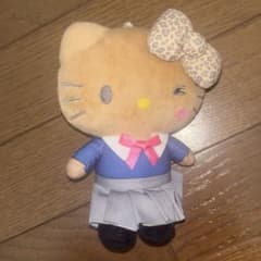 日焼けキティ 制服 ぬいぐるみキーホルダーのサムネイル