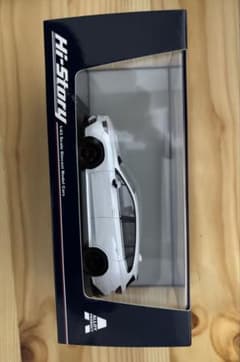 スバル　レヴォーグ STI Sport 1/43スケール ミニカーのサムネイル