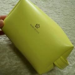MARY QUANT 化粧ポーチのサムネイル