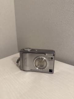 富士フィルム FinePix 6.3メガピクセル コンパクトデジタルカメラ