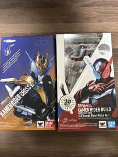 S.H.Figuarts 仮面ライダービルド クローズ 2体セットのサムネイル
