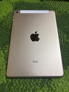 Apple iPad mini 第4世代 32GB ゴールド 本体 充電器付きのサムネイル