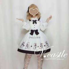 最終値下げ  V.castle ポーカーキャットジャンパースカートセットのサムネイル