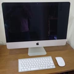 Apple iMac 21.5インチ SSD500Gのサムネイル