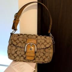 極美品 COACH コーチ ワンショルダーバッグ ソーホー シグネチャー Y2K