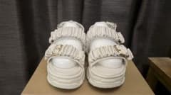 Shoes In Closet サンダル ギャザーベルト 6.5cm厚底 グレーのサムネイル