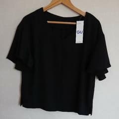 新品☆GU ブラウスのサムネイル