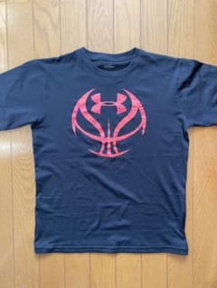 アンダーアーマー　バスケ　Tシャツのサムネイル