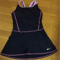 NIKE水着130のサムネイル
