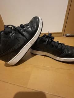 NIKE AIR JORDAN ブラック スニーカーのサムネイル