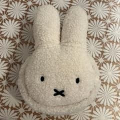★ studioCLIP×miffy フェイスポーチ★のサムネイル