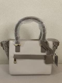 未使用AZUL BY MOUSSY ショルダーバックのサムネイル