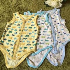 値下げしました 70センチ 肌着のサムネイル
