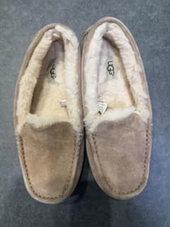 UGG ベージュ モカシン アグ 24cm - メルカリ