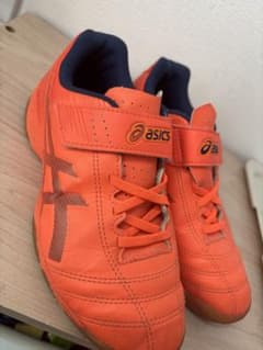 asics 体育館シューズ　 オレンジ ベルクロ式のサムネイル