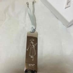 ディオールしおりのサムネイル