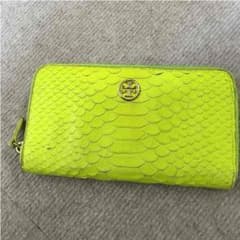 レッドブル様専用トリーバーチのサムネイル