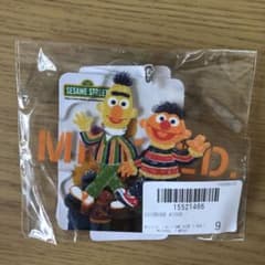 MILKFED.×SESAME STREETのコラボキーホルダーのサムネイル