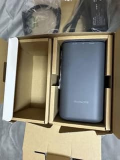 NTTドコモ  home 5G HR01 ダークグレーのサムネイル