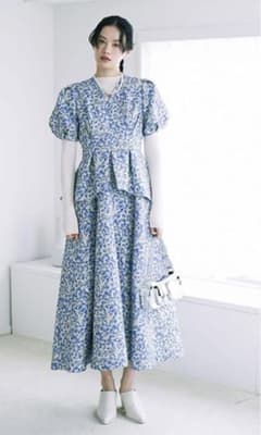 【橋本環奈着用・人気カラー】リリーブラウン ペプラムジャガードワンピース ブルー 橋本環奈着用・人気カラー】リリーブラウン ペプラムジャガード