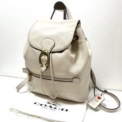 良品】COACH コーチ イーヴィー Cロゴ金具 リュック アイボリー - メルカリ