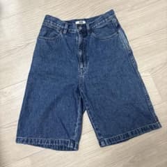 UNIQLO デニムショートパンツ 24 (61cm)のサムネイル