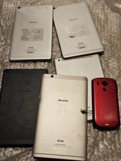 悠*様 iPad dtab等 6台まとめ　ジャンクセットのサムネイル