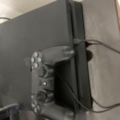 PlayStation®4 ジェット・ブラック 500GB CUH-2000A…のサムネイル