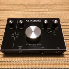 M-AUDIO インターフェースのサムネイル