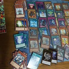 しん様専用             価格要相談遊戯王 ブルーアイズデッキのサムネイル