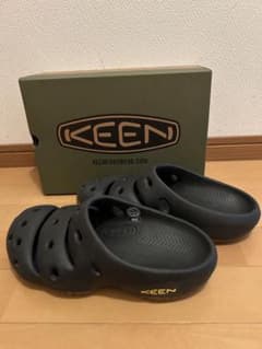 送料込み　キーン　KEEN  YOGUI  ブラック　27センチのサムネイル