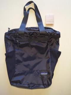 patagonia パタゴニア ウルトラライトブラックホールトートパック 27Lのサムネイル