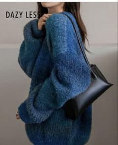 DAZY LESS 青系グラデーションニットのサムネイル