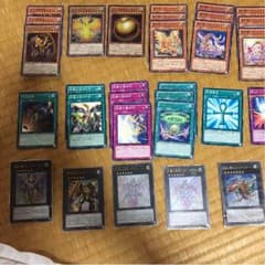 遊戯王 聖刻ラーのサムネイル