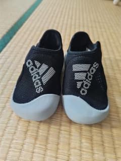adidas メッシュ サンダル 黒のサムネイル