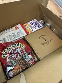 食品大量詰め合わせのサムネイル