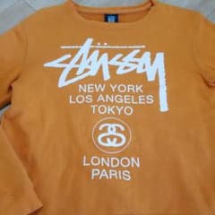 STUSSY トレーナーのサムネイル