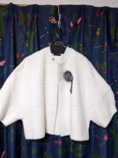七分袖ジャケット　毛皮風（コサージュ付）のサムネイル