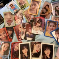 TWICE officialカードのサムネイル