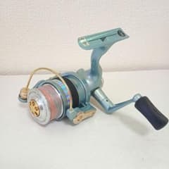 スピニングリール 青色 250/100 AbuGarciaのサムネイル