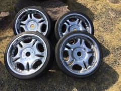 20インチ ホイール シボレー キャデラック PCD127 カプリスのサムネイル