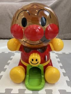 アンパンマン New わくわくガチャころりんのサムネイル