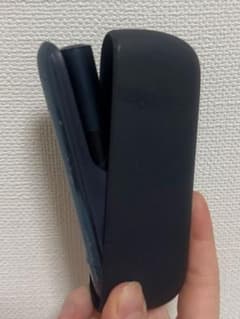 IQOS ILUMA 本体 ブラック(紺色)のサムネイル