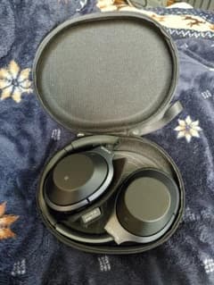 中古SONY WH-1000XM2のサムネイル