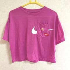 NIKE  ショート丈　Tシャツのサムネイル