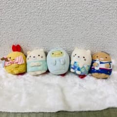 UNIQLO 스미코구라시 봉제인형 마스코트 4종과 하마 스시 콜라보레이션