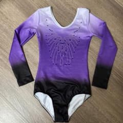 体操　レオタードのサムネイル